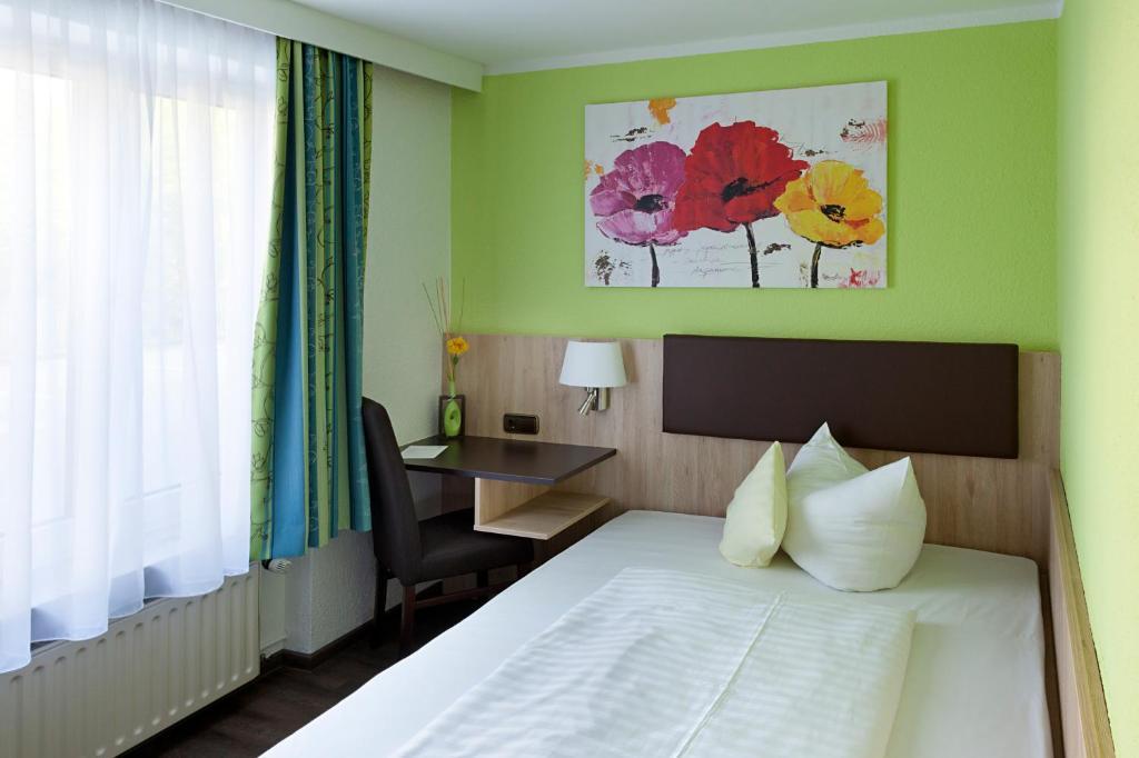 Hotel Blauer Karpfen Oberschleissheim Phòng bức ảnh
